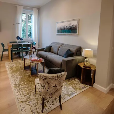 Oblate Exclusive View Apartment