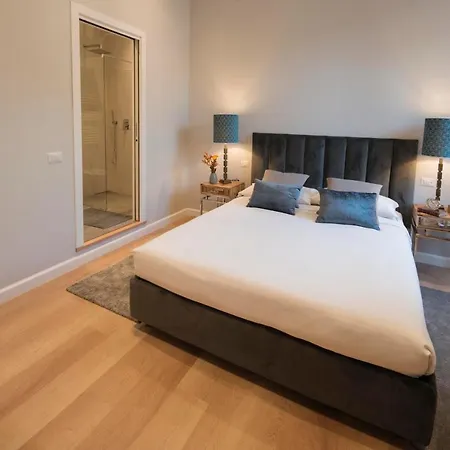 Oblate Exclusive View Apartment