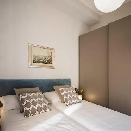 Oblate Exclusive View Apartment